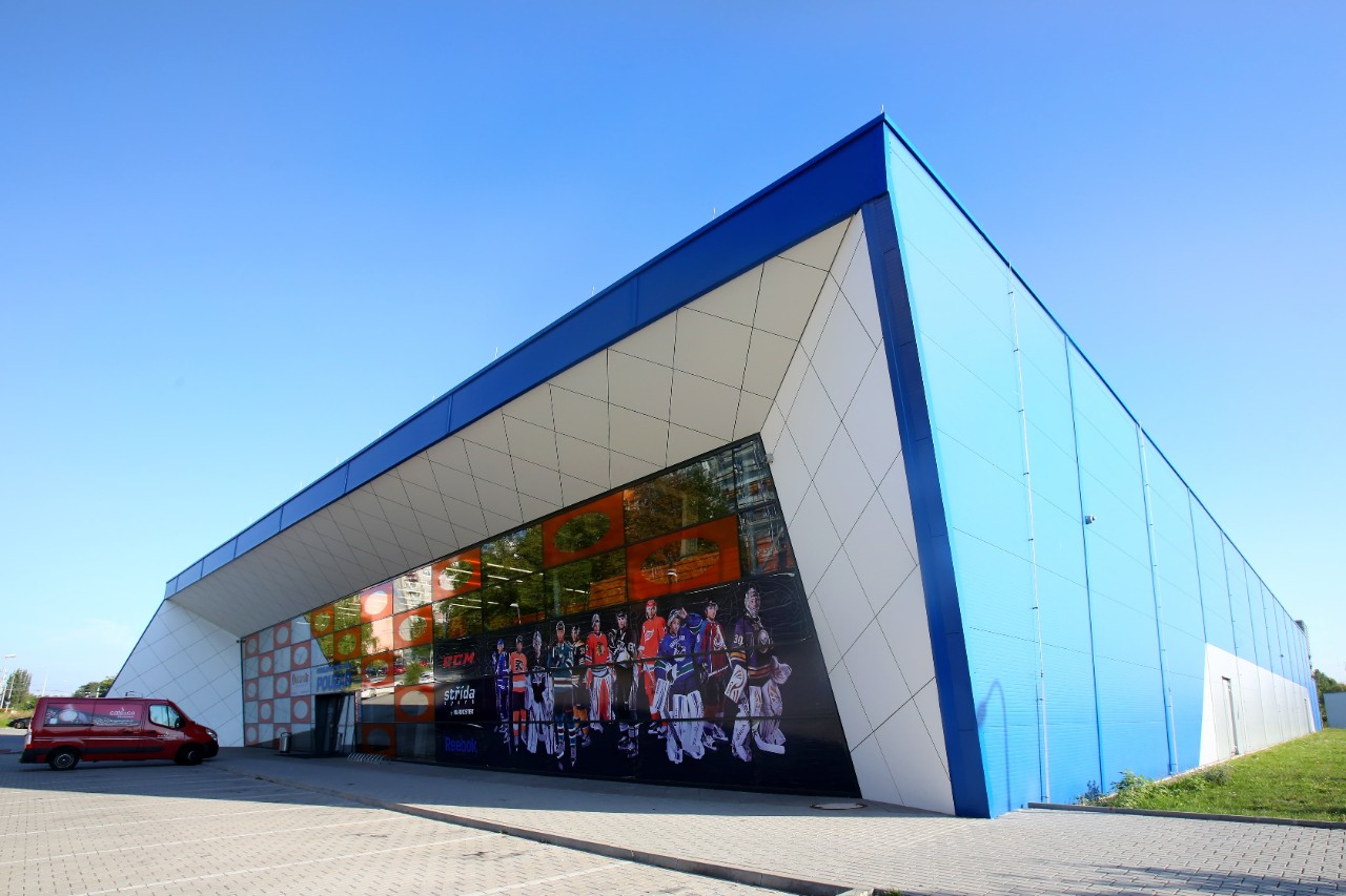Hokejové Centrum Pouzar Střešní izolační panely