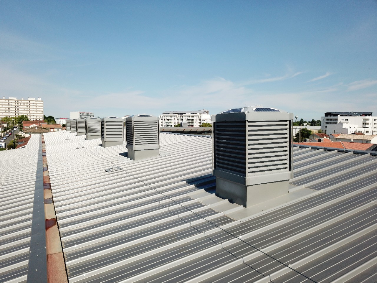 Nos solutions de ventilation naturelle Kingspan FR — free download