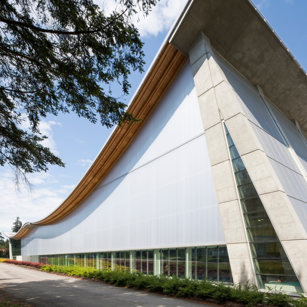 Grandview Heights Aquatic Center | Kingspan US