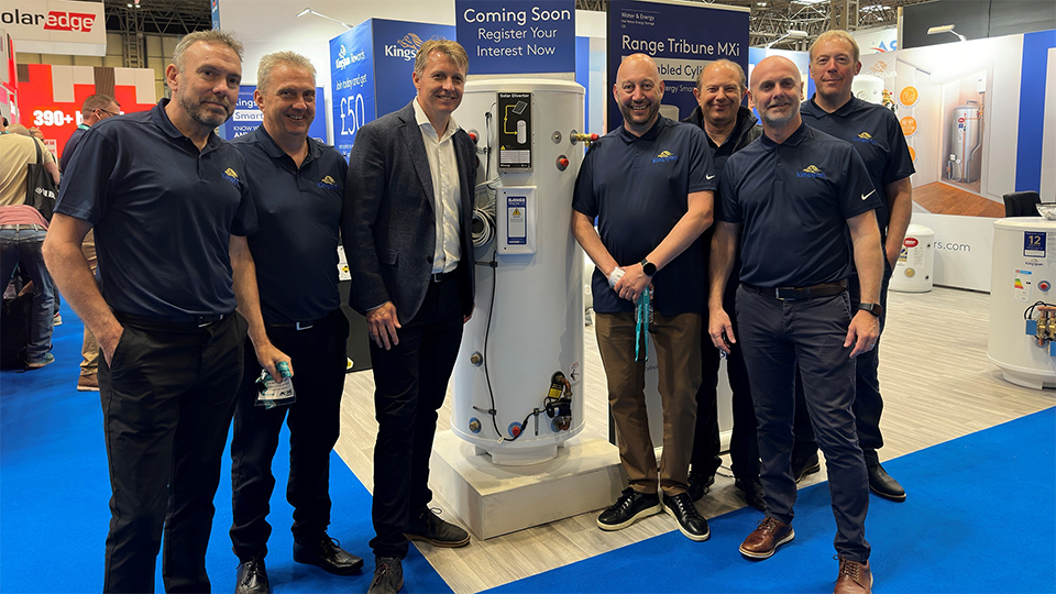Range Tribune MXi: The Revolutionary Cylinder with Mixergy 'heat what you  need' smart technology. | Kingspan GB